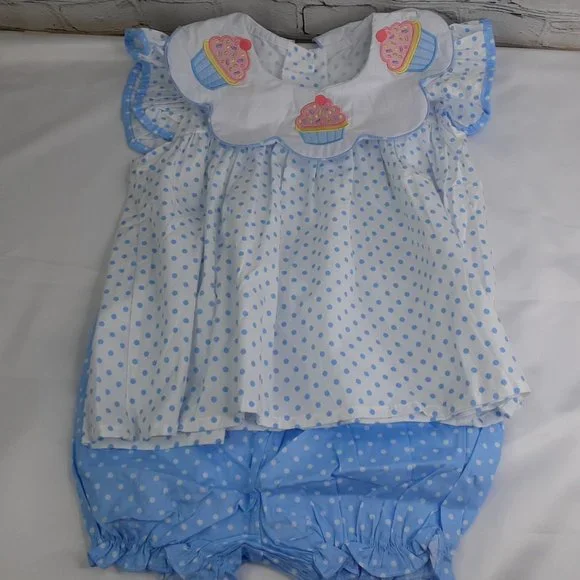 'EVERLASTING HEIRLOOM' SCALLOP NECK EMBROIDE CUPCAKE TOP & BLOOMER 2-PIECE SET - Picture 10 of 14